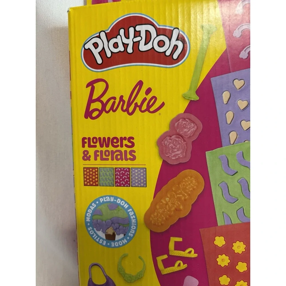 Play-Doh Barbie Flowers & Florals Pattern Sheets Modeling Clay Set